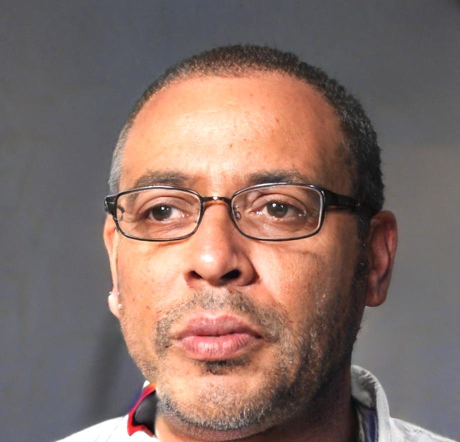 Perfil de Evaristo Mendoza